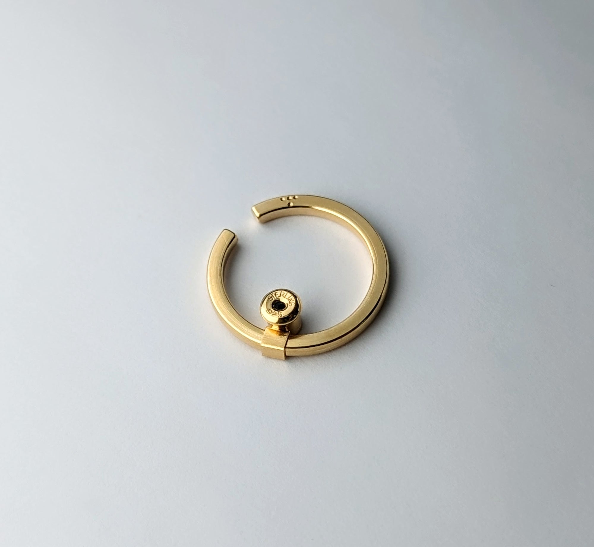 ORBIT c-line set earring