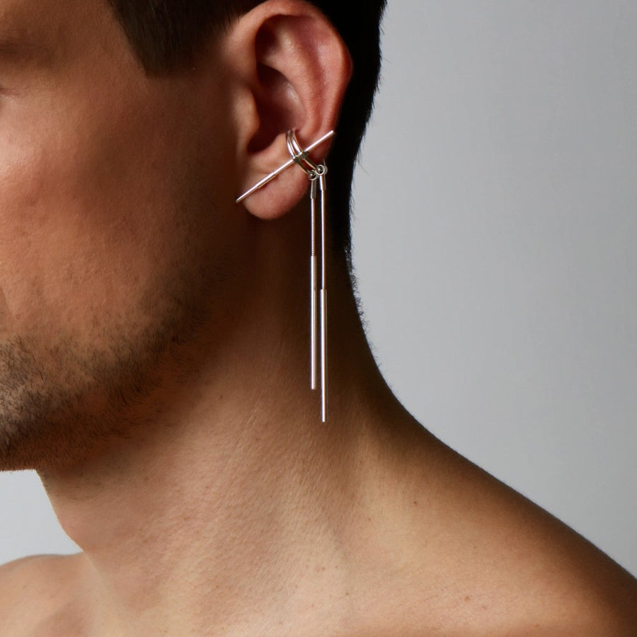 Ari earrings set in gold