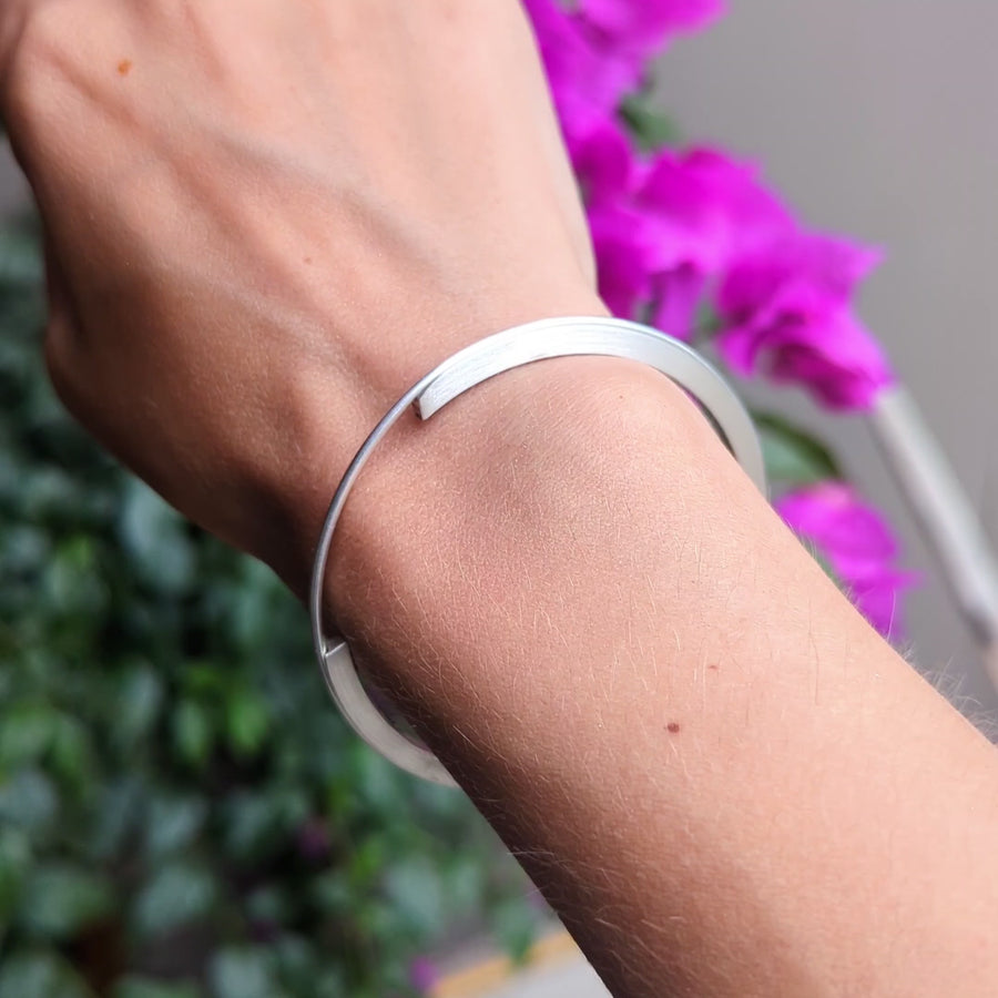 CO-hoop bracelet