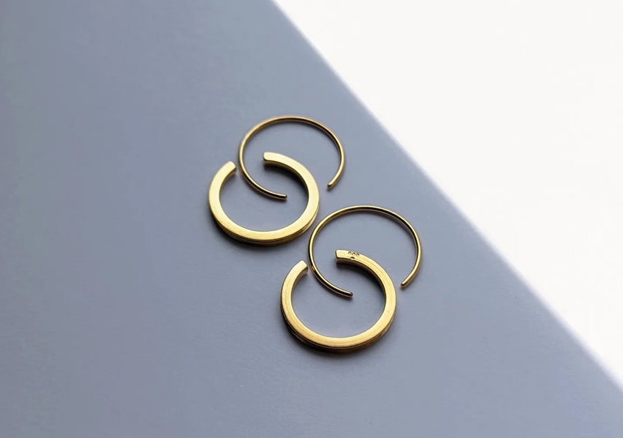 CO hoop dangle