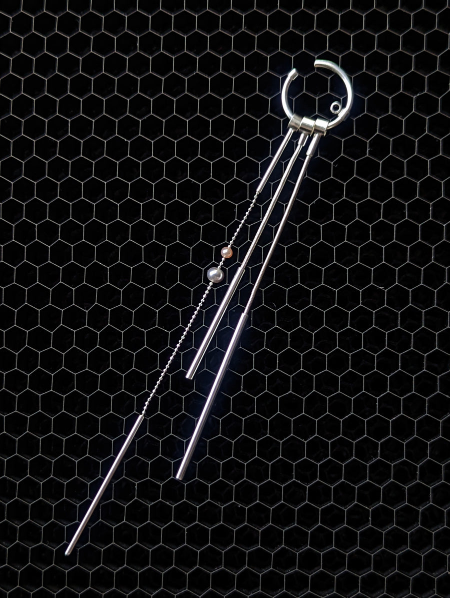 Dangle hanger cuff