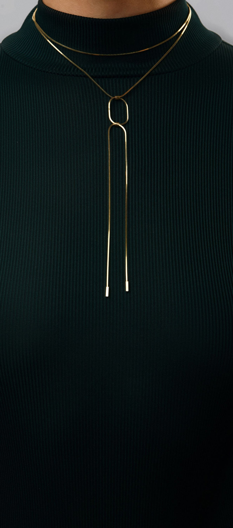 STREAK loop necklace