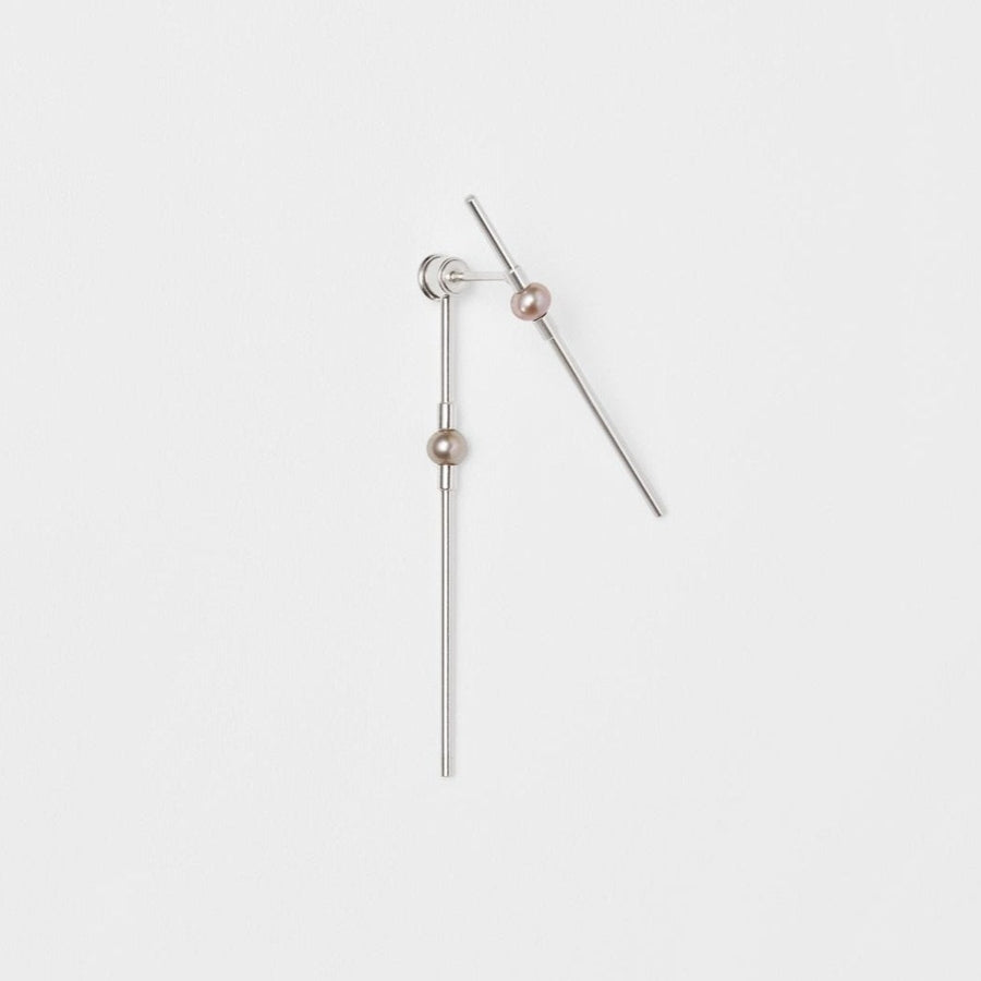 Pearline double sided earring