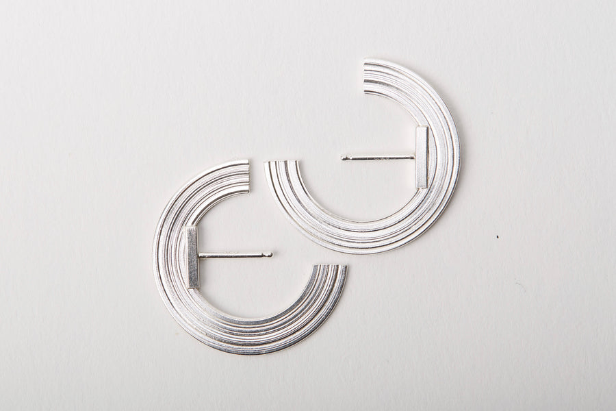 Orbit - lobe earrings (small radius)